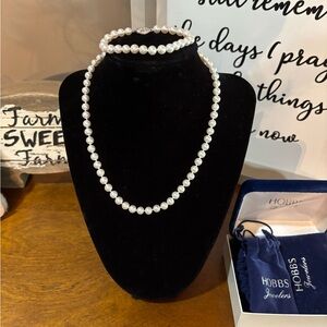 Genuine pearl necklace and bracelet with 14k white Gold clasp NWOT